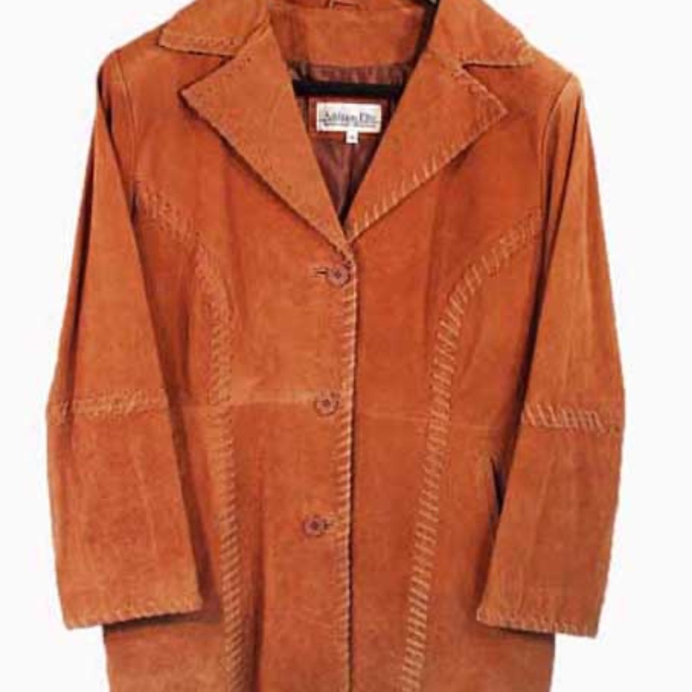 SUEDE JACKET, CARAMEL, MISSES 14, BUTTON FRONT,  2 POCKETS, NOTCHED COLLAR, FULL